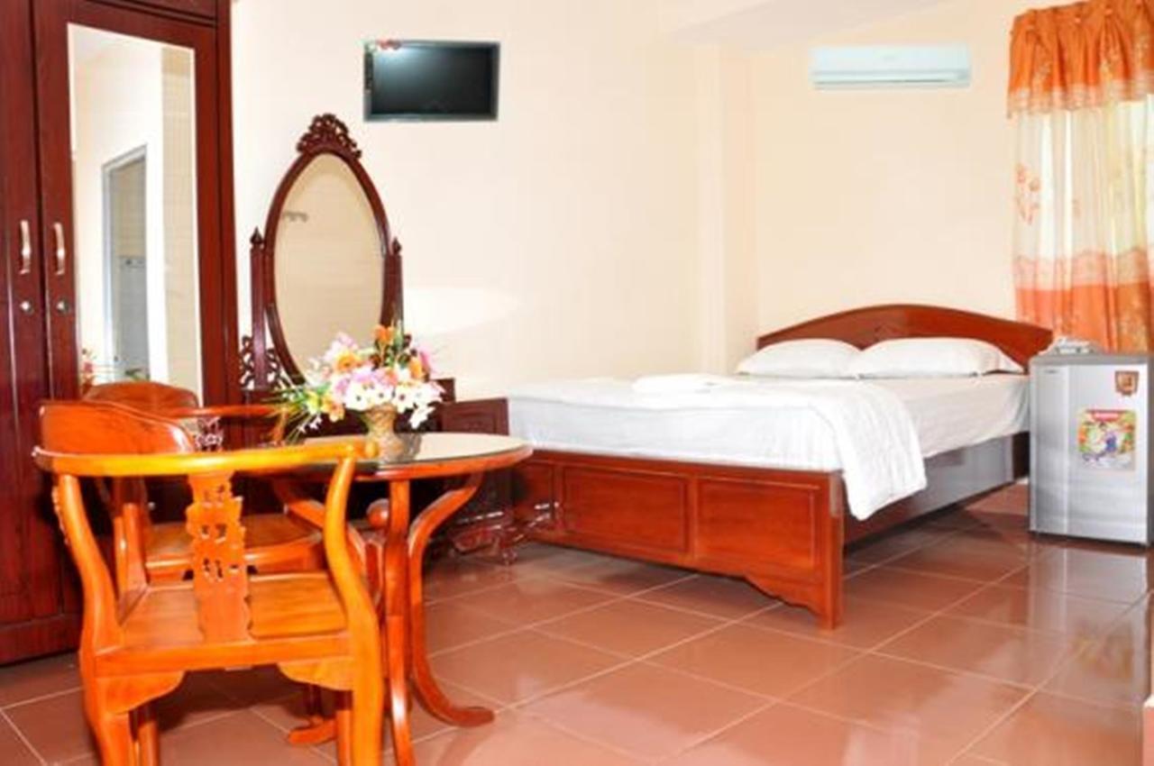 Thanh Nhan 1 Hotel Cà Mau Екстериор снимка